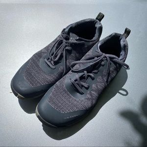 Whitin Grey Barefoot Sneakers Euro 45 (US 12)